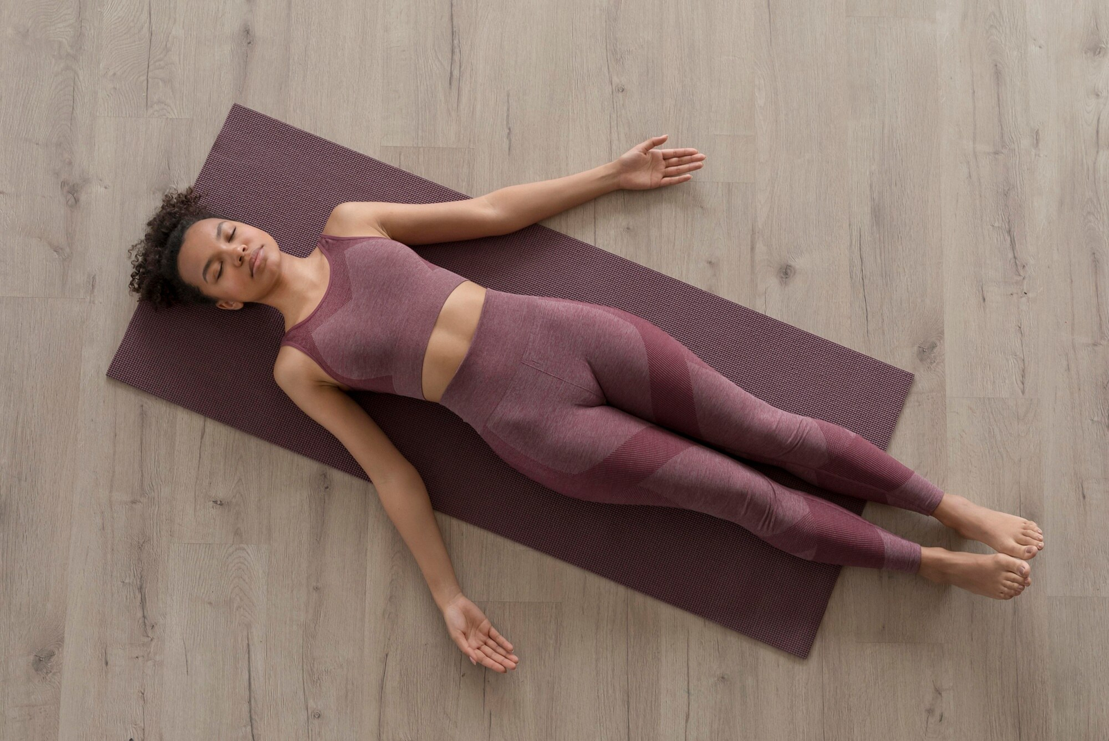 Yoga Nidra: o que é e como o “sono consciente” do yoga pode transformar sua vida